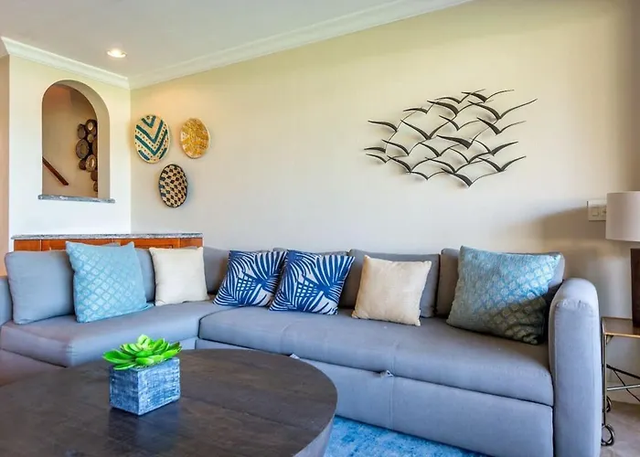 Spacious Open-concept With Stylish Design, Direct Access & Resort-style Amenities Hébergement de vacances *