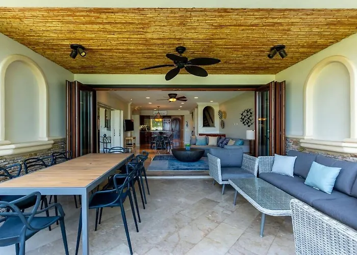 Spacious Open-concept With Stylish Design, Direct Access & Resort-style Amenities Playa Flamingo