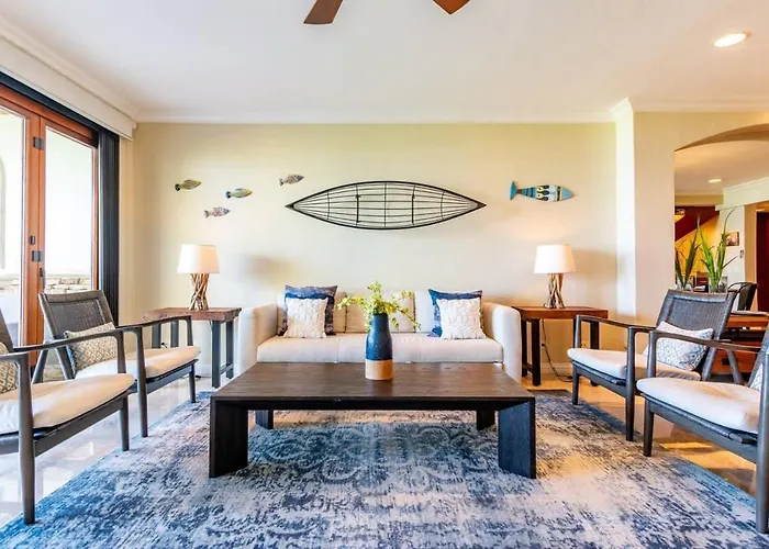 Spacious Open-concept With Stylish Design, Direct Access & Resort-style Amenities Hébergement de vacances Playa Flamingo