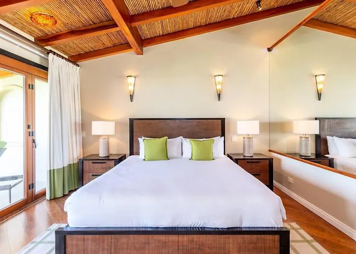 Spacious Open-concept With Stylish Design, Direct Access & Resort-style Amenities Hébergement de vacances