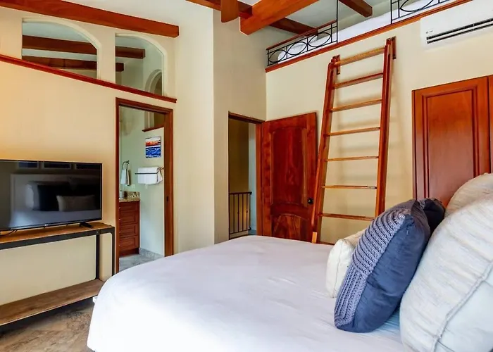 Spacious Open-concept With Stylish Design, Direct Access & Resort-style Amenities Hébergement de vacances Playa Flamingo
