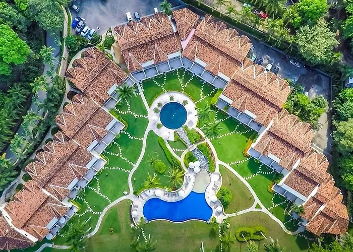 Hébergement de vacances Spacious Open-concept With Stylish Design, Direct Access & Resort-style Amenities *