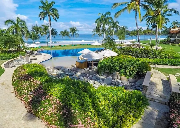 Spacious Open-concept With Stylish Design, Direct Access & Resort-style Amenities *